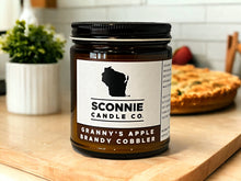 Load image into Gallery viewer, GRANNY&#39;S APPLE BRANDY COBBLER CANDLE